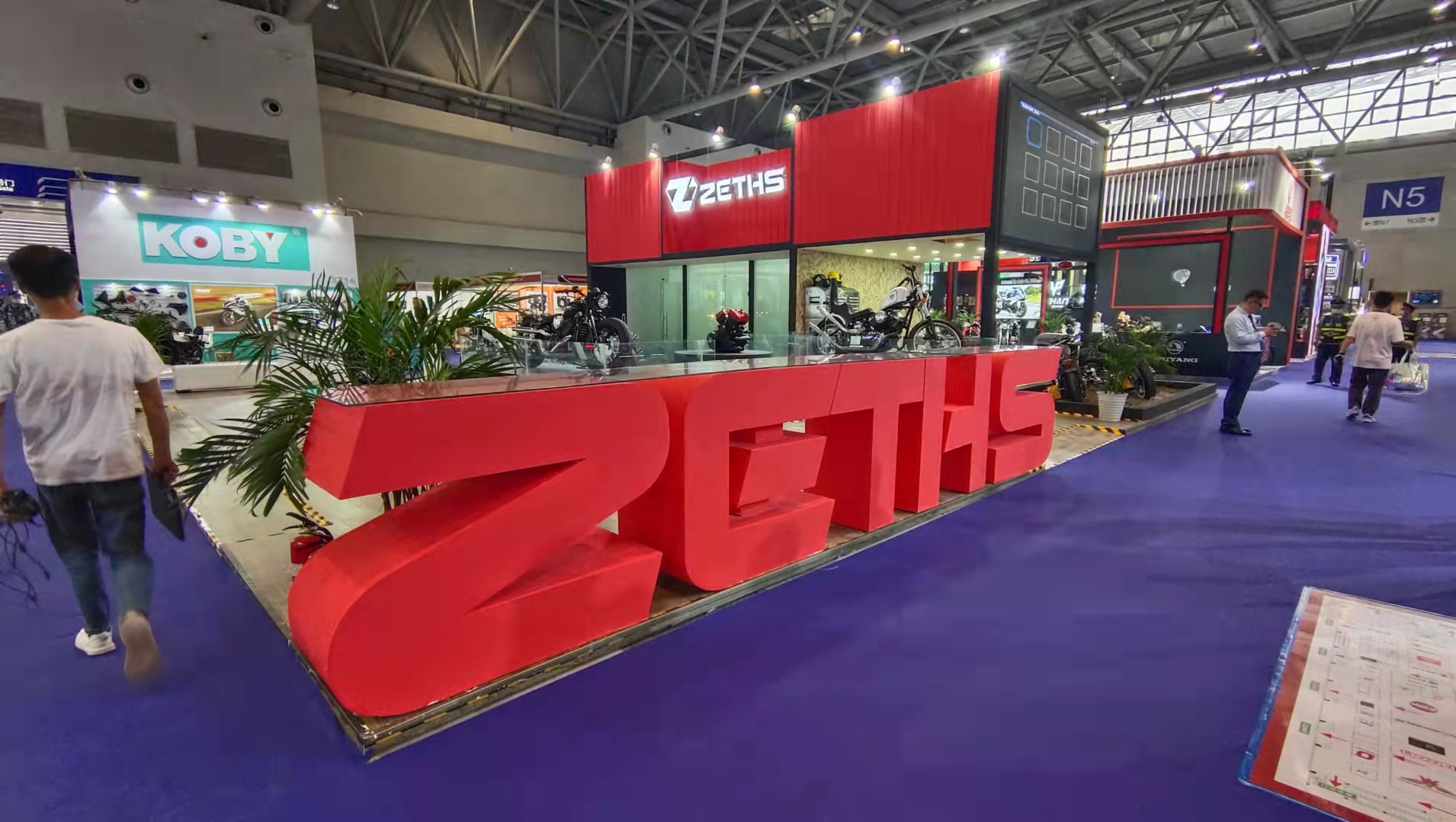 ZETHS Motorcycle appears at the 19th Chongqing motorcycle Expo